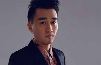 岳小优饰演:李换成