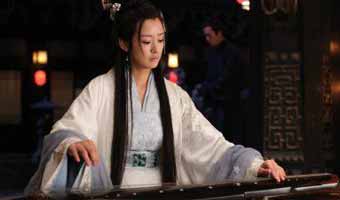 宫羽 演员:周奇奇