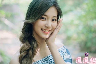 ����褣�Tzu-Yu Chou��쯔위�����վ�����д��ͼƬ,����褸������Ͻ���