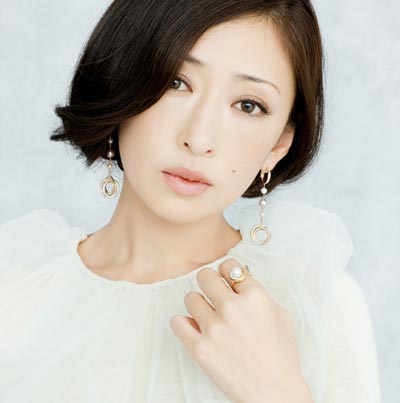 ѩ̩ӣYasuko MatsuyukiƷдͼƬ,ѩ̩ϼ