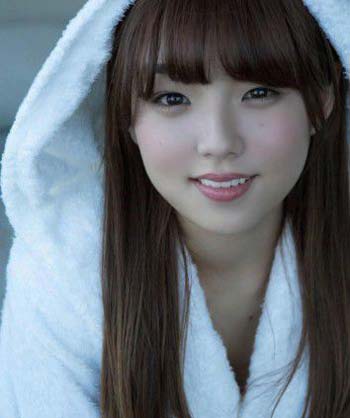 筱崎爱(Ai Shinozaki)作品及写真图片,篠崎愛个人资料介绍