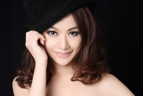 相泽莉娜(相澤リナ,Rina Aizawa)作品写真图片及写真图片,相泽莉娜资料介绍