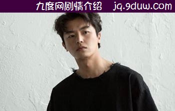 李怿演员延宇振