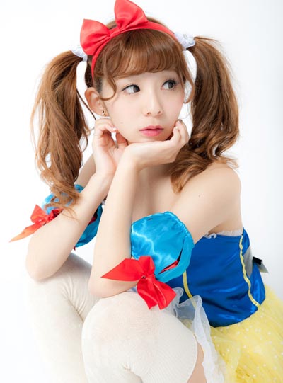 ǰMaeda AmiдƷͼƬݹĵӾ,ǰϽ