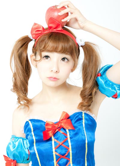 ǰMaeda AmiдƷͼƬݹĵӾ,ǰϽ