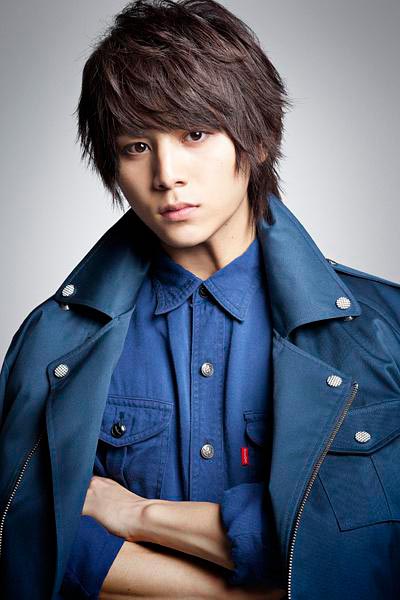 ɽ�����飨Ryosuke Yamada������д����ƷͼƬ���ݹ��ĵ��Ӿ�,ɽ������������