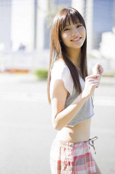 ´ŰYua Shinkawa椢дƷͼƬݵĵӾ,´۸