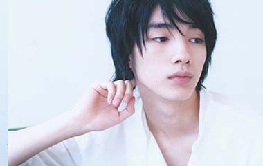 椿山春马演员清水寻也