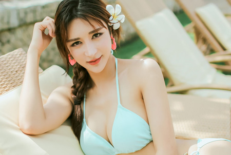 混血模特伊莉娜性感写真图片,伊莉娜美女图片,伊莉娜个人资料介绍