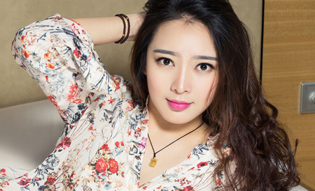 克拉女神珊珊性感写真图片,模特珊珊美女图片,克拉女神珊珊个人资料