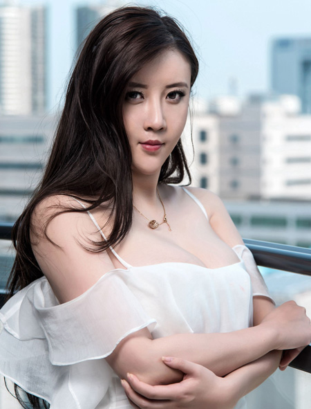 FģQueen|||Ըд漰ŮͼƬ,Queen