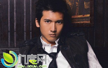 关智斌饰演赵祯