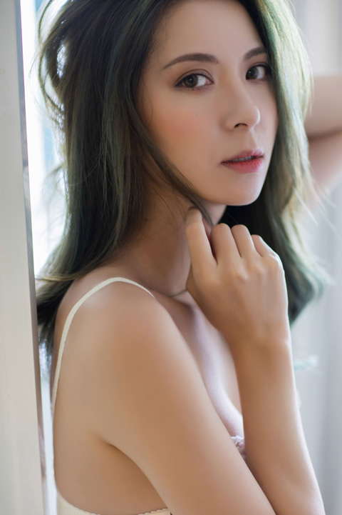 CarryԸ˿ջдͼ,ƷŮ߶ȸ帣ͼ¼