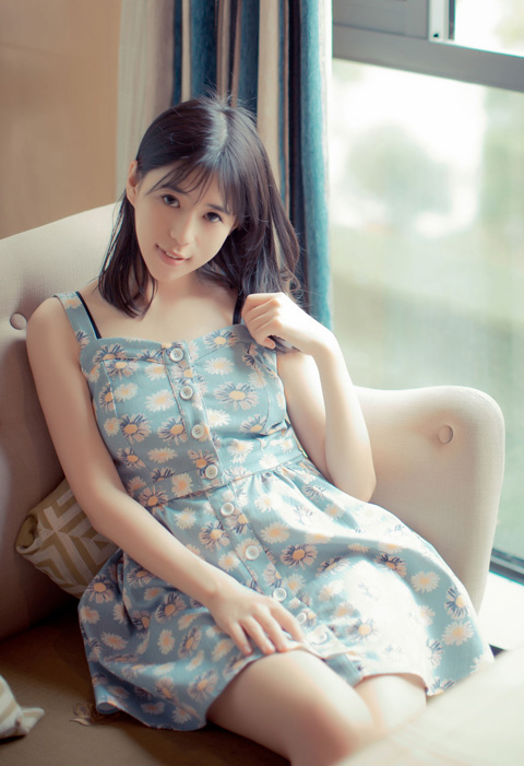 Ellie�������Ʒ�˿��������Ȥ͸������˽��д��,��������߶�������������ͼƬ,��������������