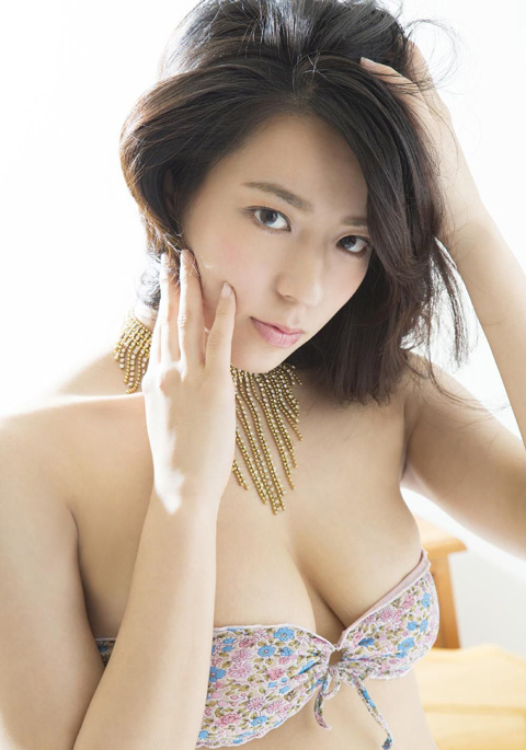 ƷŮСɣMayu KosetaԸбȻдƷͼƬ,Сɸ