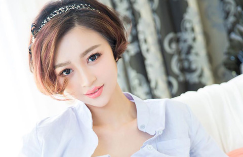 短发美女文静Autism蕾丝制服内衣私拍写真,文静Autism微博大尺度福利图片