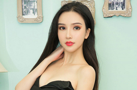 尤果圈御姐小北鼻(陈诗雯)大尺度高清私拍图片,惊艳少妇小北鼻性感内衣写真集