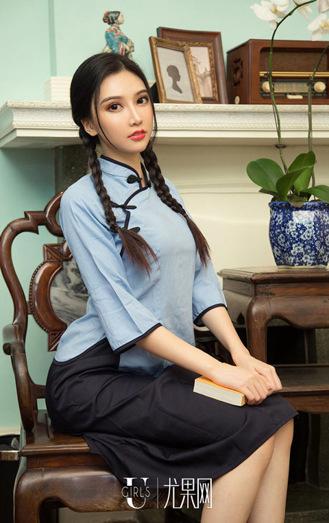 尤果圈御姐小北鼻(陈诗雯)大尺度高清私拍图片,惊艳少妇小北鼻性感内衣写真集