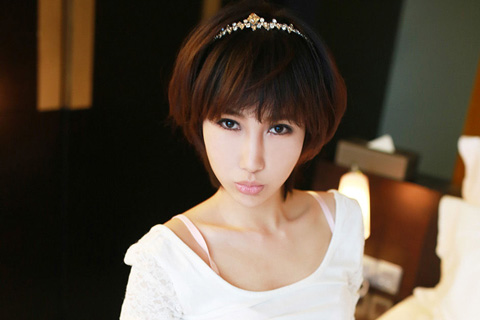 ¹Elle߶˽,˿ȻӾװдȫ,Χ