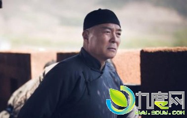 谢园饰演胡金祥