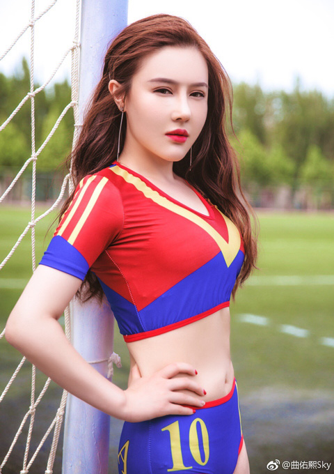 ģBaby΢߶͸˿ӾװȻ˽д,Ů