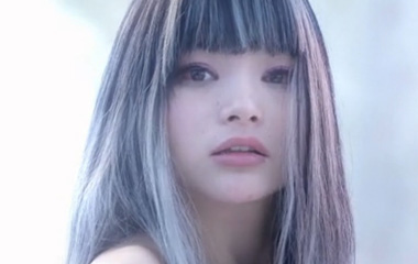 李玲饰演白小仙