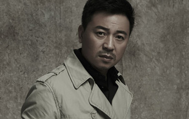 张晞临饰演龙哥