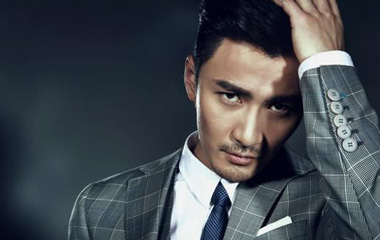 刘恩佑饰演钱八