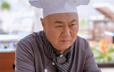 佟小虎饰演严细山