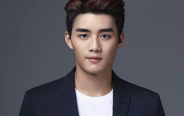 张家鼎饰演子午