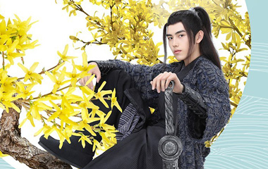 路平演员陈飞宇