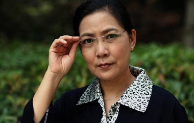 沈丹萍饰演曲珍