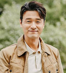 李成宰饰演韩尚振