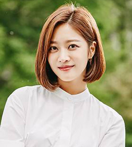 赵宝儿饰演郑孝