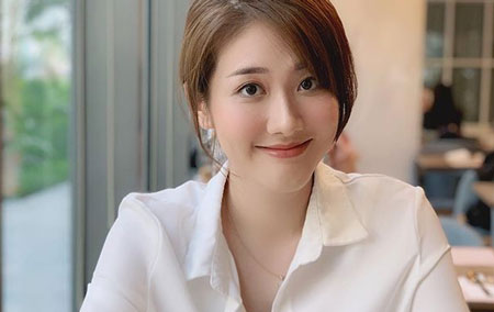 邓佩仪饰演张旻