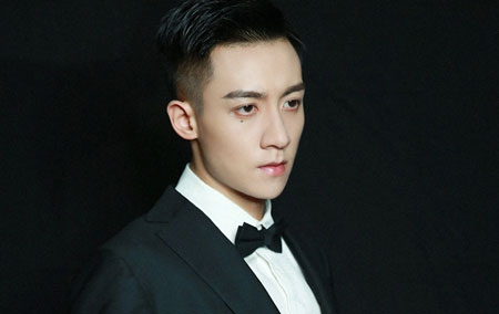 谷嘉诚饰演 顾远