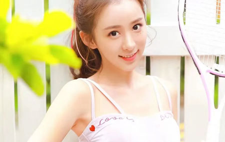 宋奕星(原名宋欣佳怡)